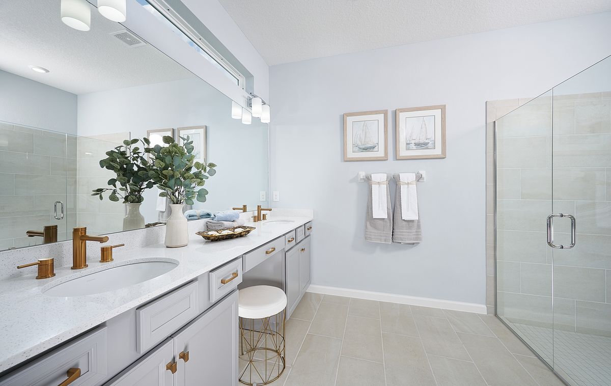 Margate II Primary Bath. Zephyrhills, FL New Homes