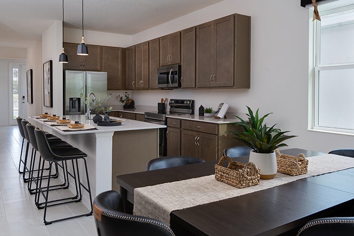 Spirit Kitchen. Orange City, FL New Homes