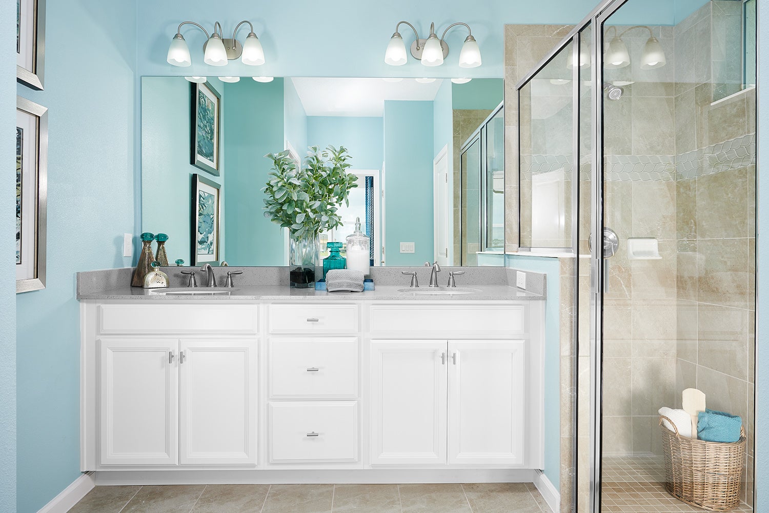Daytona Bathroom. Leela Reserve New Homes in Tavares, FL