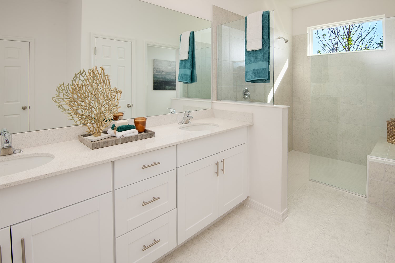 TwistedOaks_Hampton_Primary Bath. Wildwood, FL New Homes